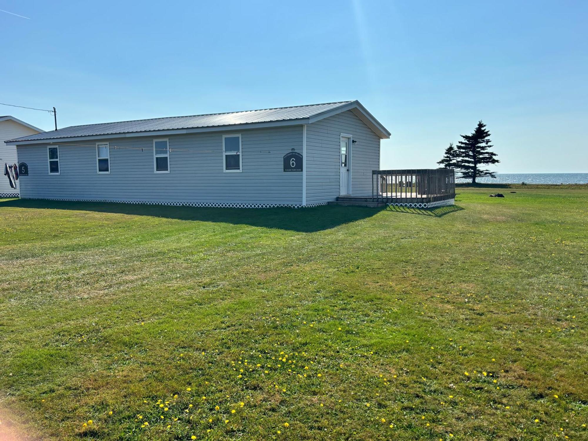 Cottages On Pei-Oceanfront Bedeque Екстериор снимка