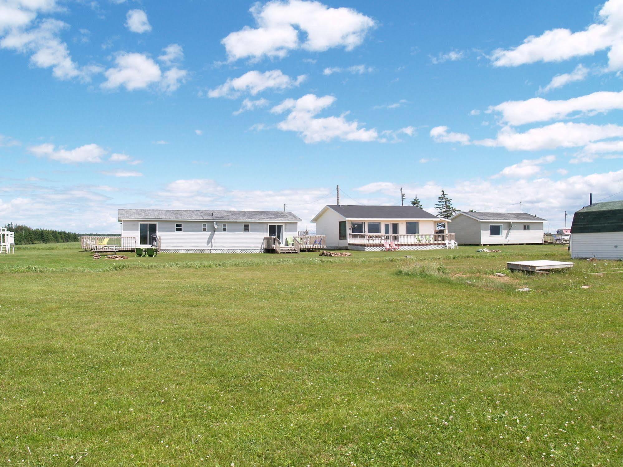 Cottages On Pei-Oceanfront Bedeque Екстериор снимка
